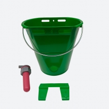 Ведро для выпойки телят 8 л в комплекте с соской и клапаном